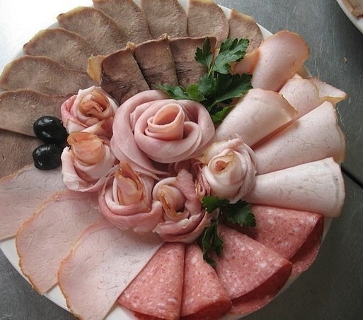 красивая мясная нарезка фото